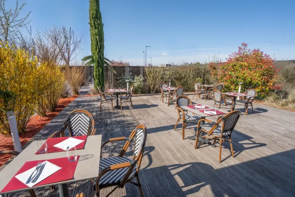 Terrase extérieure Le Konine